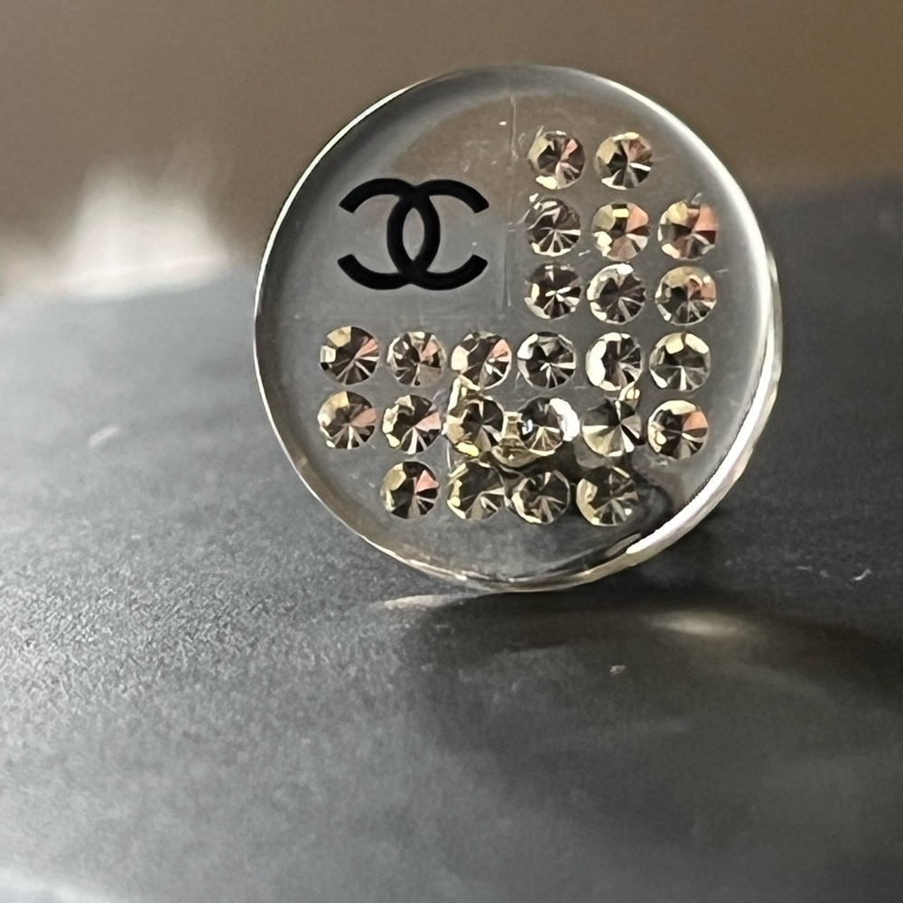 Chanel Clear Rhinestone Earrings - Picture 12 of 16
